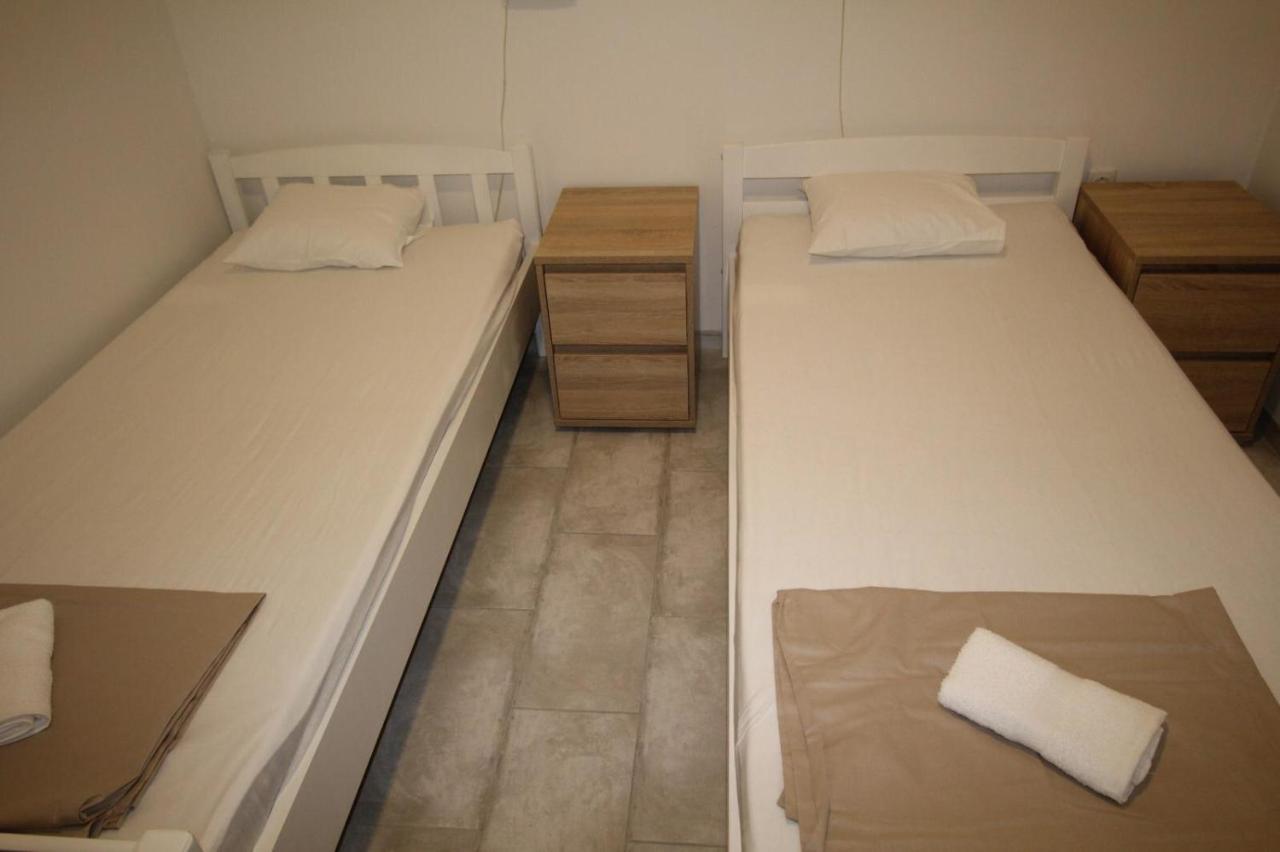 Blue Water Novalja Apartments Екстериор снимка